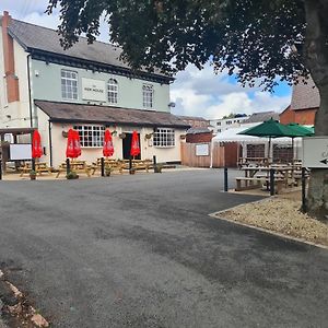 Hen House Otel Cannock Exterior photo