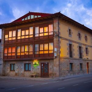 El Rincon De Las Merindades Otel Santelices Exterior photo