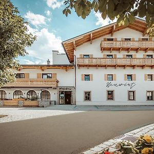 Neuwirt - Boutiquehotel & Wirtshaus Bad Vigaun Exterior photo