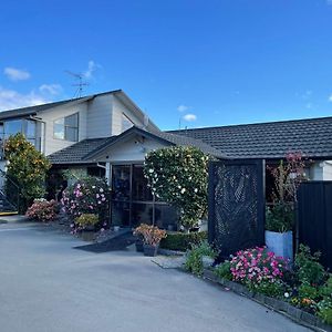 Colonial Motel Blenheim Exterior photo