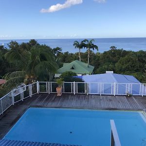 Villa De 6 Chambres A Pointe Noire A 150 M De La Plage Avec Vue Sur La Mer Piscine Partagee Et Jardin Clos Exterior photo