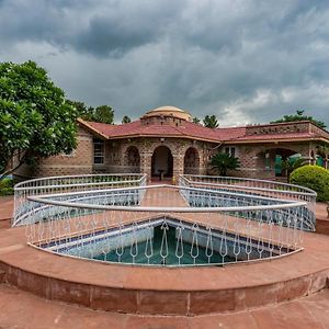 The Orchard Farm - An Luxury Villa With Private Pool Near Gurgoan Manesar Exterior photo