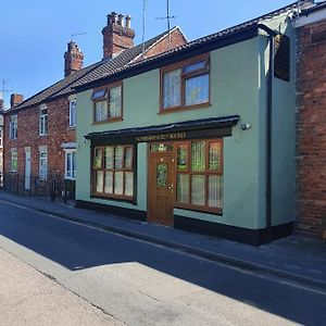 Riverside Guest House Sleaford Exterior photo