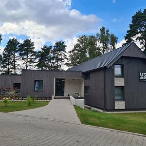 Viesu Nams Upe Otel Roja Exterior photo