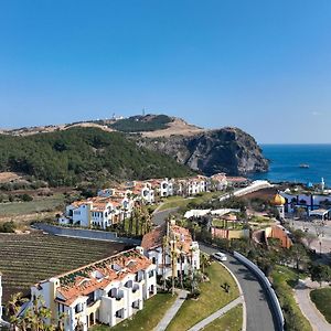 Hundert Hills Otel Jeju Exterior photo