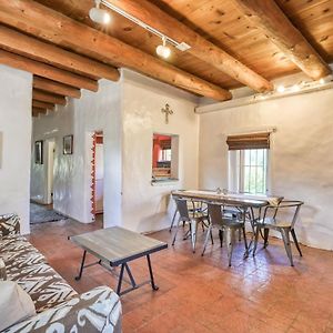 Historic Hacienda Villa Ranchos de Taos Exterior photo