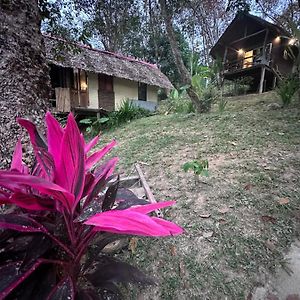 Koh Mook Mountain View Otel Exterior photo