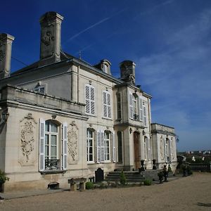 Chateau Du Clos Mortier Otel Saint-Dizier Exterior photo