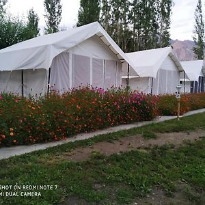 Lumbini Camp Hunder, Nubra Valley Otel Leh Exterior photo