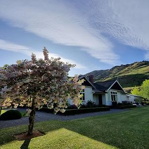 Hurunui Homestead Bed And Breakfast Hawarden Exterior photo