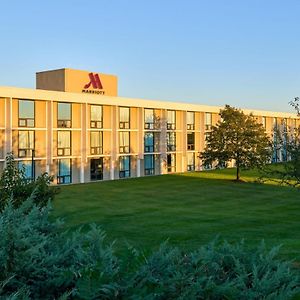 Washington Dulles Airport Marriott Otel Sterling Exterior photo