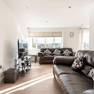 Stunning Flat By Quayside With Balcony!! Daire Newcastle upon Tyne Exterior photo