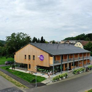 Gaestehaus & Hofladen Familie Oellerer Otel Sitzenberg Exterior photo