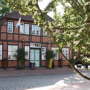 Kontraste Otel Neumünster Exterior photo