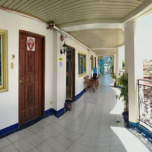 Istroberi Inn Puerto Princesa Exterior photo
