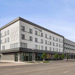 Courtyard By Marriott Lansing Downtown Otel Exterior photo