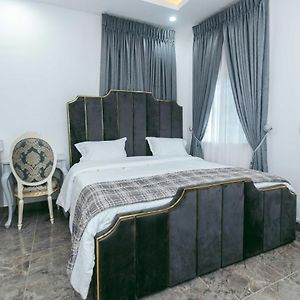 Phoenix Luxury Apartments Abuja Exterior photo