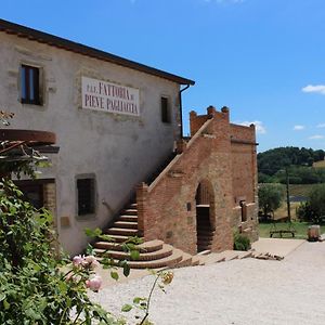 Fattoria Di Pieve Pagliaccia - Cantina Brugnoni Daire Perugia Exterior photo