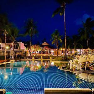 Palm Galleria Resort-SHA Plus Khao Lak Exterior photo