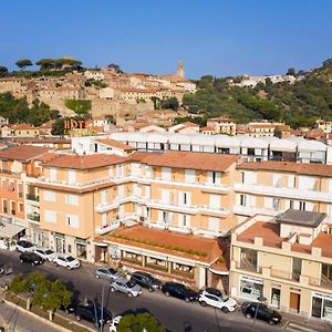 Cav Approdo Apart otel Castiglione della Pescaia Exterior photo