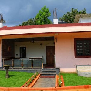 Vishaal Estate And Farm House Daire Mangalore Exterior photo