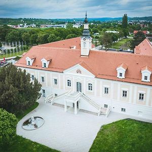 Schloss Haindorf Otel Langenlois Exterior photo