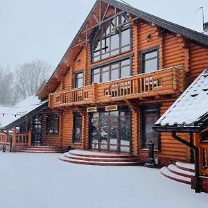 Батярський Двір Otel Pasiky-Zubryts'ki Exterior photo