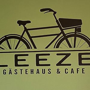 Gastehaus & Cafe Leeze Otel Bad Dürkheim Exterior photo