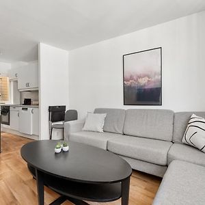 Family Friendly 3Br - Fast Wi-Fi - Behind Bryggen Daire Bergen Exterior photo