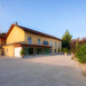 Domaine Chloe Du Lac Daire Montferrat  Exterior photo