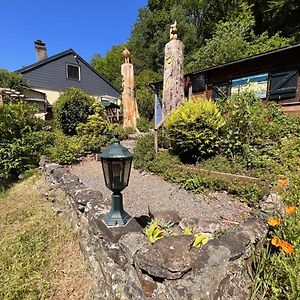 Les Trois Fenetres Bed & Breakfast Beauficel Exterior photo