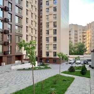 Luxury For Business & Pleasure Royal Daire Dnipro Exterior photo