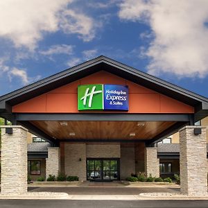 Holiday Inn Express & Suites Aurora - Naperville, An Ihg Hotel Exterior photo