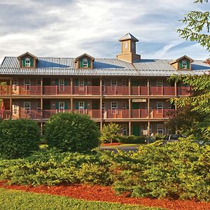 Holiday Inn Club Vacations Oak N Spruce Resort In The Berkshires An Ihg Hotel Lee Exterior photo