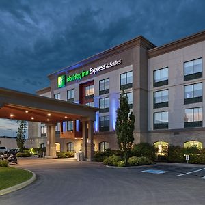 Holiday Inn Express & Suites - Belleville, An Ihg Hotel Exterior photo