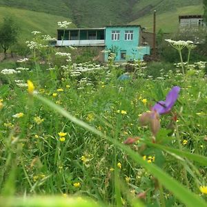 Mountain House Otel Xinaliq Exterior photo