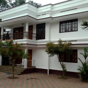 Maydale Homes Kottayam Exterior photo