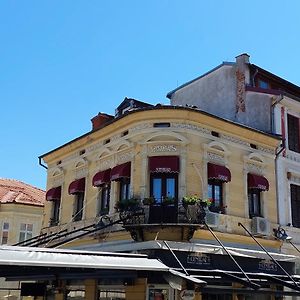 City House Central Bed & Breakfast Manastır Exterior photo