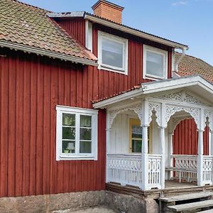 4 Bedroom Beautiful Home In Vimmerby Exterior photo