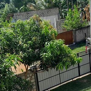 House With Ac And Swimming Pool Daire Ambalangoda  Exterior photo