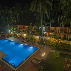 Tsg Blue Resort & Spa Radhanagar beach Exterior photo