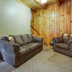 Rustic Retreat Walk To Great Sacandaga Lake! Villa Broadalbin Exterior photo