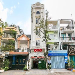 Thanh Tuyen Hotel - 27 Duong So 17, Q. Binh Tan - By Bay Luxury Ho Şi Min Exterior photo