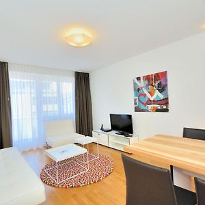 Cozy 1Br Near Lake With Balcony - Mill 422 Daire Zürih Exterior photo