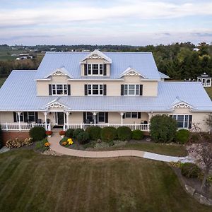 Hillside Villa Ohio Millersburg Exterior photo