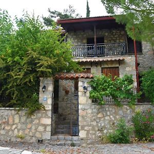 Mariolata Vintage Stone Villa - 4 Season Escape Exterior photo