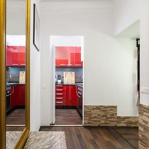 4- Bedroom Apartment In Gracia Village Barselona Exterior photo