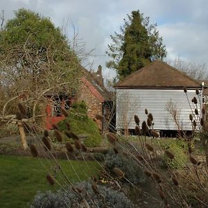 The Granary At Palm Tree House In S.E. Kent Daire Lyminge Exterior photo