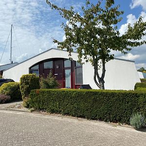 Amicitia Villa Lemmer Exterior photo