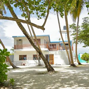 Kanbili Otel Himmafushi Exterior photo